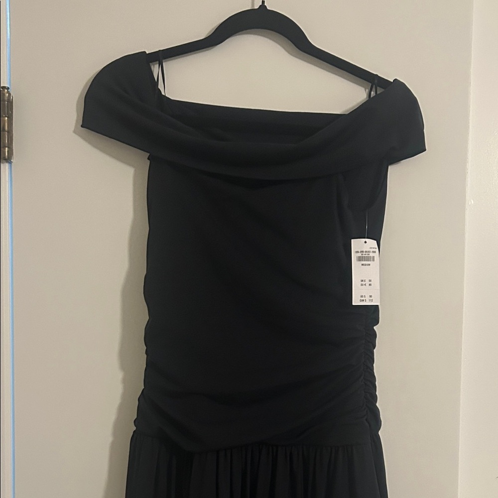 Abercrombie Black Off-Shoulder Dress - Picture 4 of 4